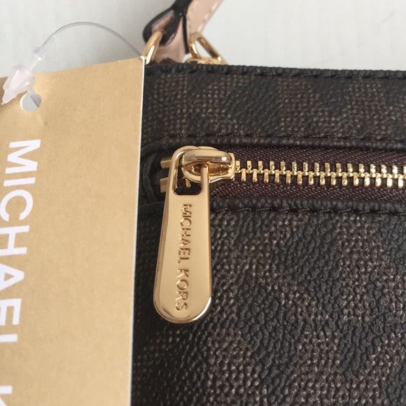 MK wristlet - Picture 3 of 6